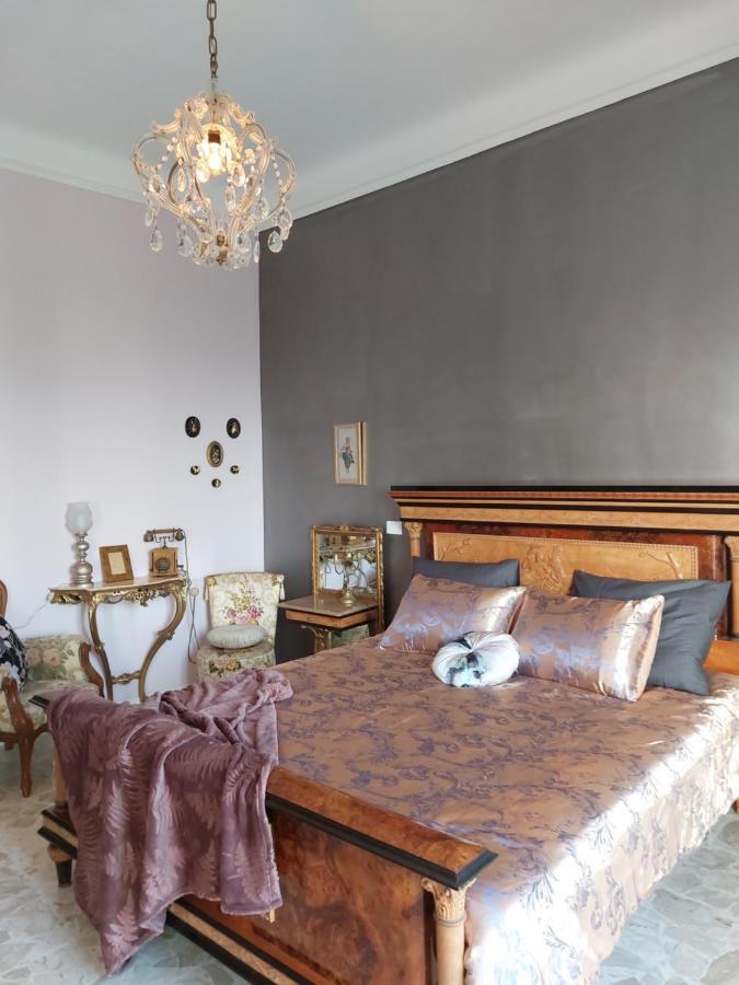 Bed And Breakfast La Pecora Rosa 산토메로 외부 사진