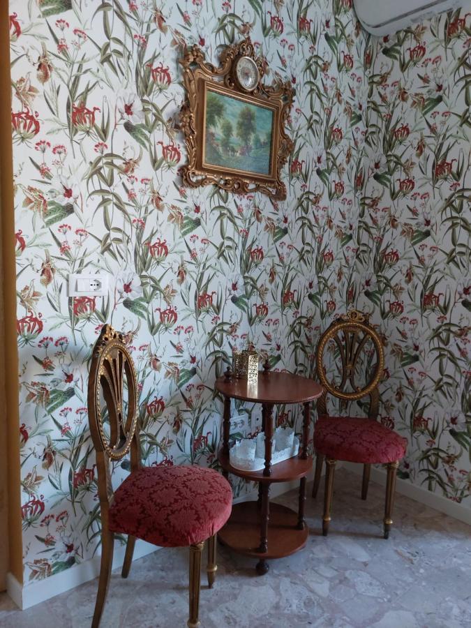 Bed And Breakfast La Pecora Rosa 산토메로 외부 사진